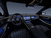 S-Class Active ambient lighting