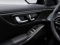 S-Class Seat heating Plus for driver and front passenger seats