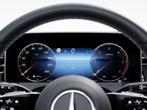 E-Klasse T-Modell 3D Fahrerdisplay