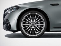 S-Class Brake system with larger brake discs