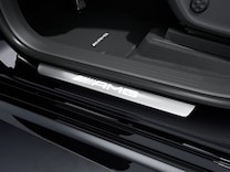 Mercedes-AMG GLE Coupé Illuminated door sills with "Maybach" lettering and with exchangeable cover