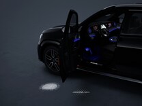 Mercedes-AMG GLE Oświetlenie przestrzenne z animowaną projekcją wzoru Mercedes-Benz z przodu
