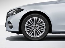 C-Klasse Limousine Winter-Paket Plus mit 17" Winter-Kompletträdern