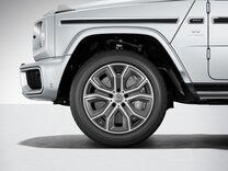Mercedes-AMG G-Klasse Winter-Paket Plus mit 50,8 cm (20") Winter-Kompletträdern