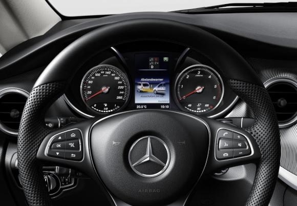 Aktiver Abstands-Assistent DISTRONIC 4