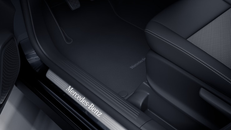Einstiegsleisten mit "Mercedes-Benz" Schriftzug&comma; beleuchtet Bild 1