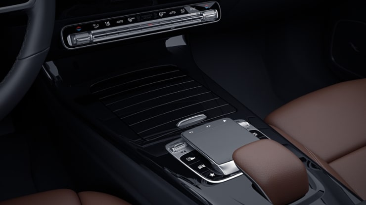 Ablagefach in Mittelkonsole mit Rollo Bild 1