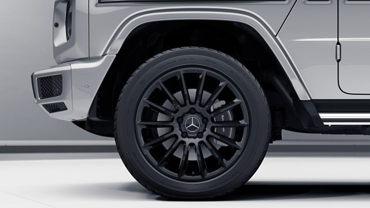 50&comma;8 cm &lpar;20"&rpar; AMG Leichtmetallr&auml;der im Vielspeichen-Design Bild 1